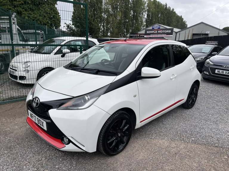 2017 Toyota AYGO 1.0 VVT-i x-press Hatchback 5dr Petrol Manual Euro 6 (68 ps) Hatchback Petrol Ma...
