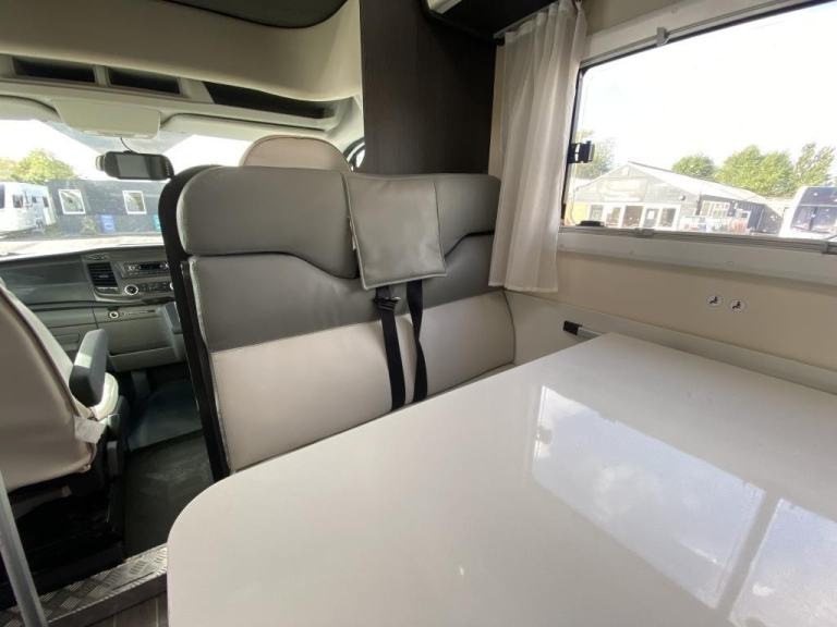 2021 (71) ROLLER TEAM ZEFIRO 690 FAMILY MOTORHOME