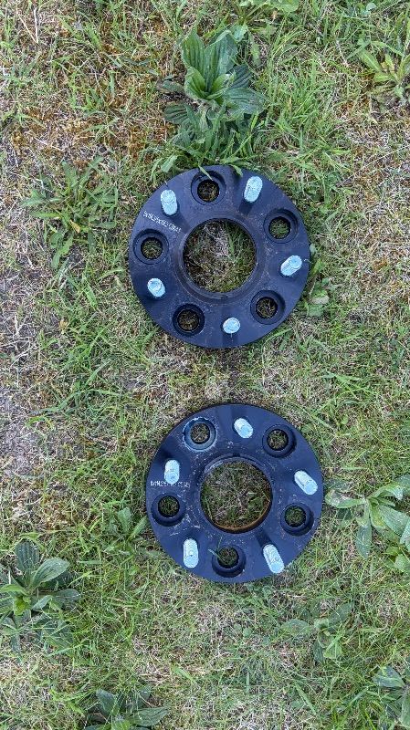 Wheel spacers 5x114.3
