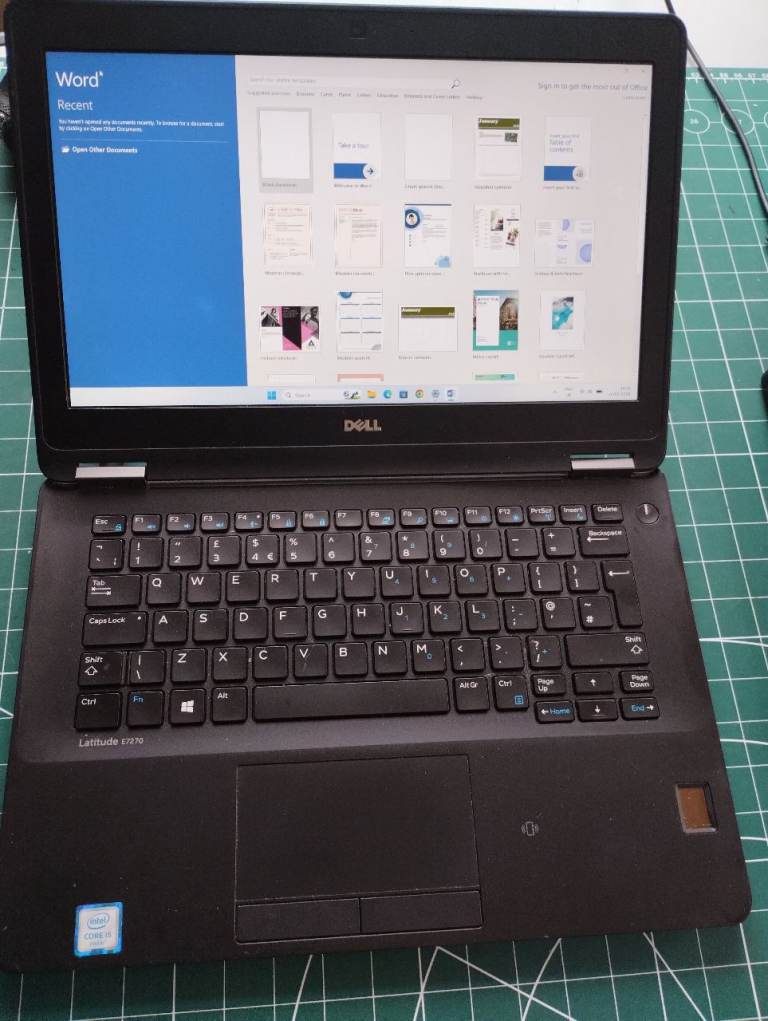 16GB RAM, Windows 11, FULL OFFICE Dell laptop. i5, 256GB SSD, WebCam, Backlit, HDMI. Local delivery.