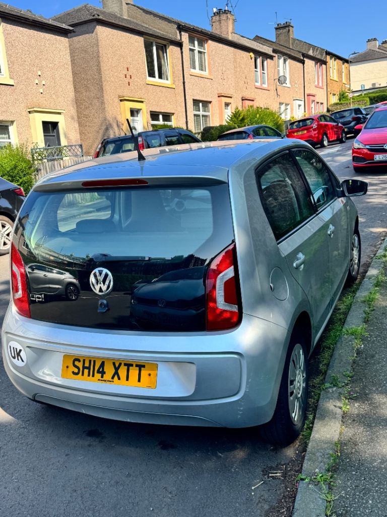 Volkswagen, UP, Hatchback, 2014, Manual, 999 (cc), 5 doors