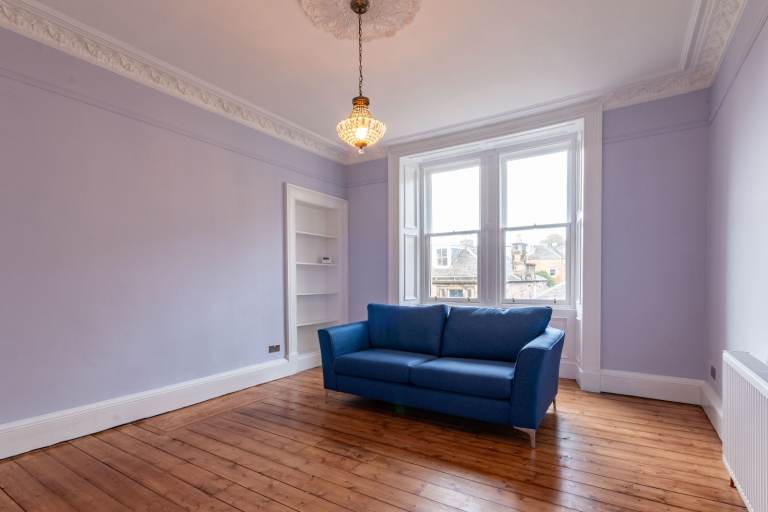 Excellent, 3 bedroom (not HMO) family home at the Grange – available soon