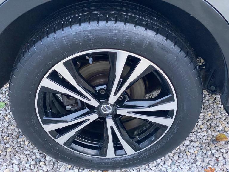 2018 Nissan Qashqai 1.2 DiG-T N-Connecta 5dr HATCHBACK PETROL Manual