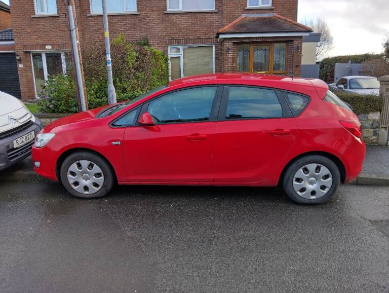 Vauxhall, ASTRA, Hatchback, 2011, Manual, 1398 (cc), 5 doors