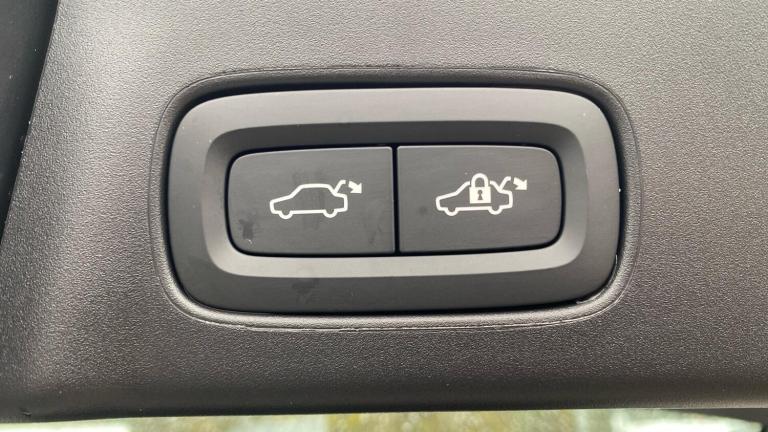 2025 Volvo V90 2.0 T6 [350] PHEV Plus Dark 5dr AWD Auto ESTATE PETROL/ELECTRIC Automatic