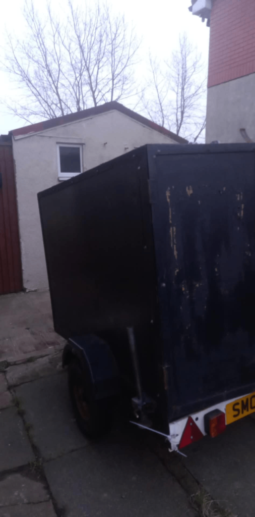 Box trailer