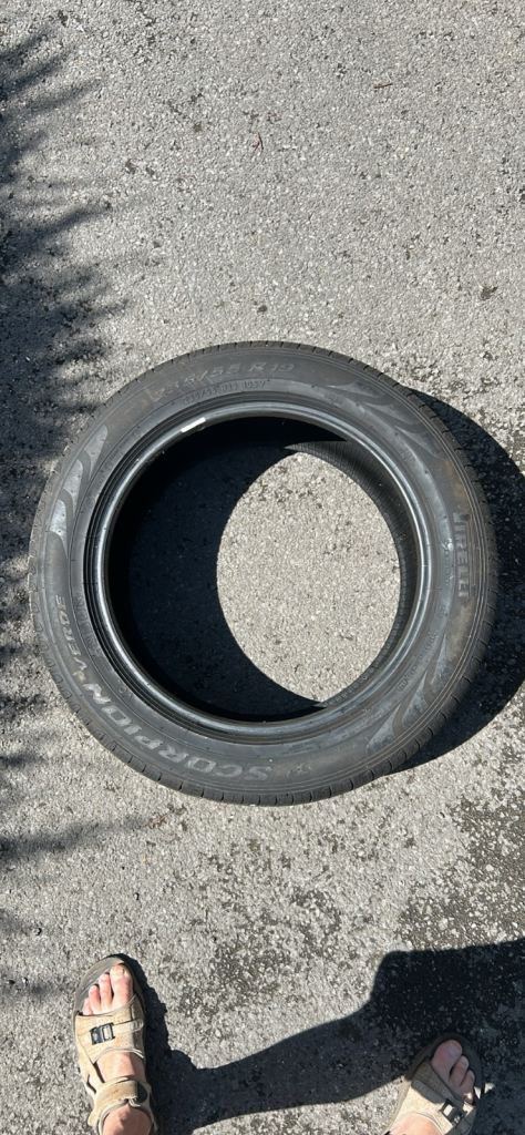 Car / SUV Tyre Pirelli Scorpion, 235/R19