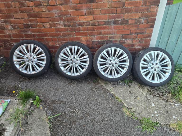 19 inch Alloys