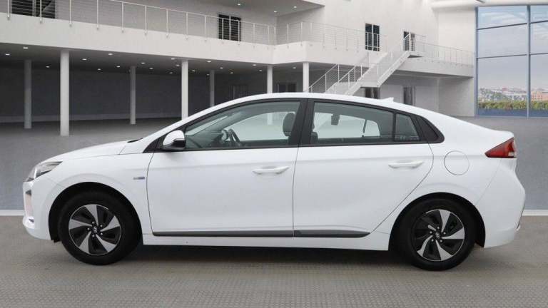 2019 Hyundai IONIQ 1.6 GDi Hybrid SE 5dr DCT HATCHBACK PETROL/ELECTRIC Automatic