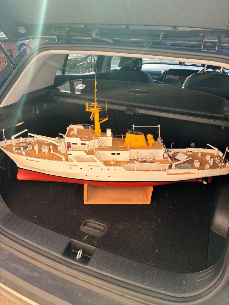 Rc boat