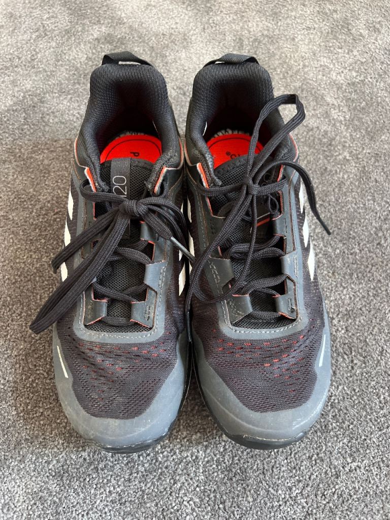 Cross country running shoes kids 