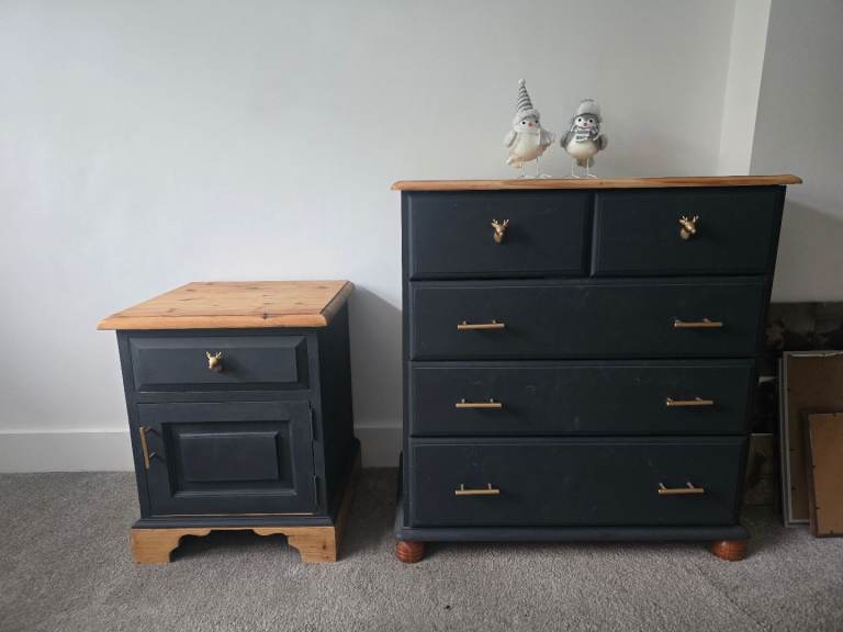 Rustic Black & Pine Bedroom Furniture Set | Chest of Drawers & Bedside Cabinet