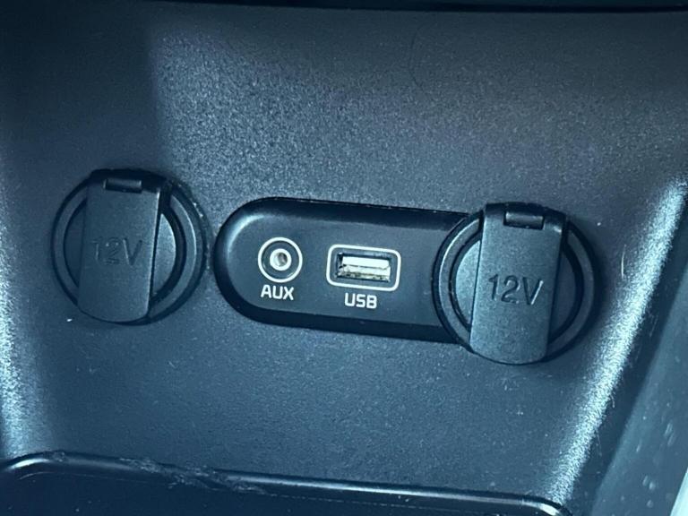 KIA CEED 1.6 CRDi 2 Euro 6 (s/s) 5dr 2015