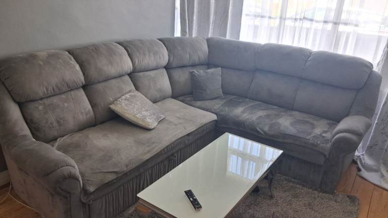 Plush velvet corner sofa bed going cheap!