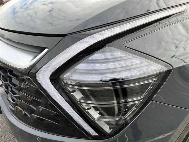 2023 Kia Sportage 1.6T GDi HEV 4 5dr Auto ESTATE PETROL/ELECTRIC Automatic