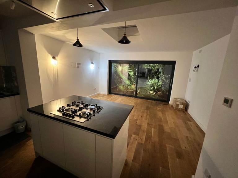 Beautiful 3 Bedroom Bedroom Available To Let at Lambourne Garden Barking IG11, 