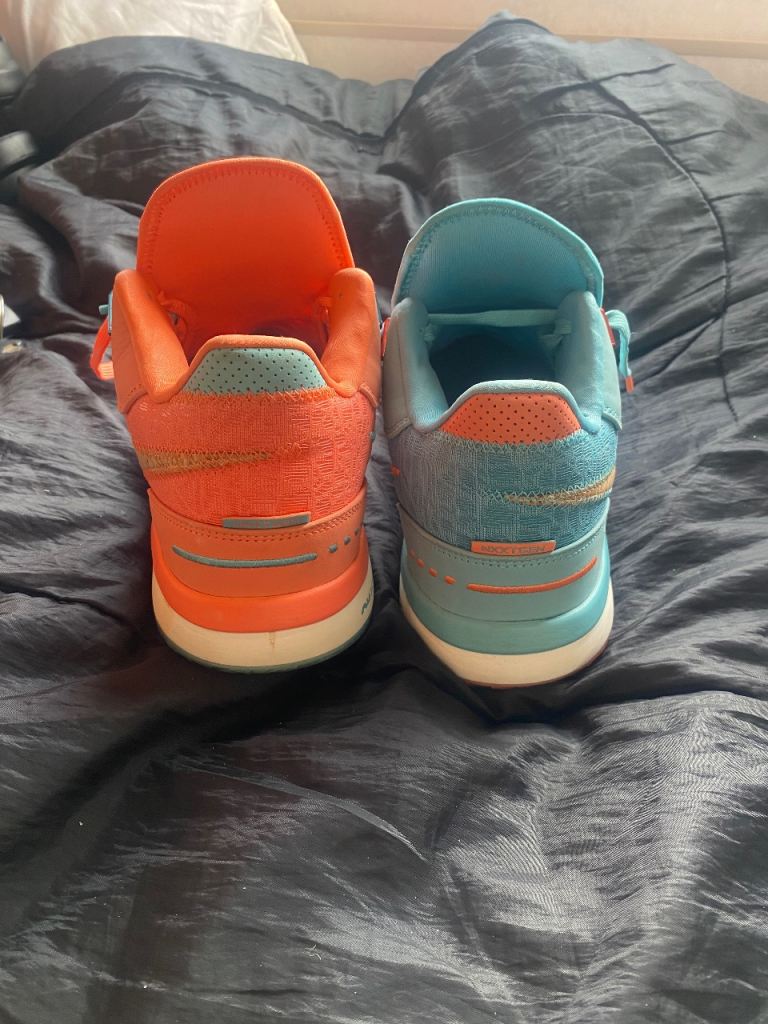Men’s trainers