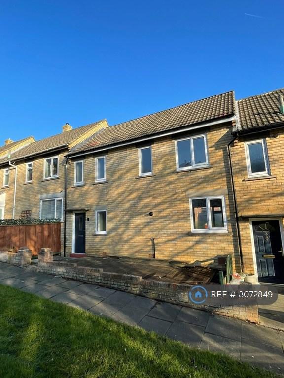 3 bedroom house in Thirlmere Crescent, Blaydon-On-Tyne, NE21 (3 bed) (#3072849)