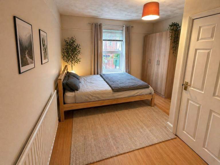 One bedroom flat - Shirley - Bills Included - Available 18th June