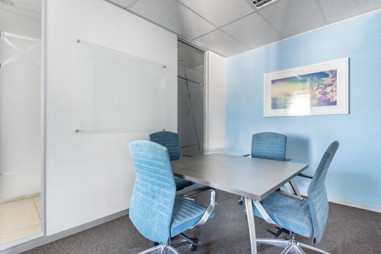 Exeter - EX4 4GL \ Office Space for Rent - 4 Workstations