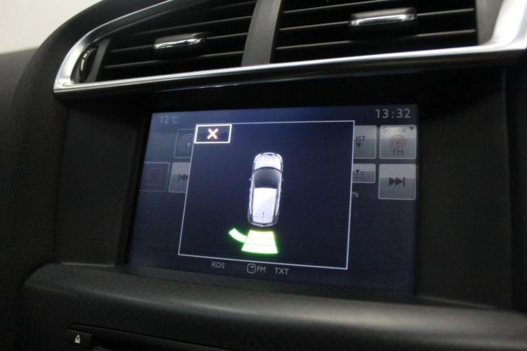 CITROEN DS4 1.6 e-HDi Airdream DStyle Nav Euro 5 (s/s) 5dr 2015