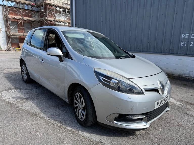 2013 Renault Scenic 1.5 dCi Dynamique TomTom 5dr EDC MPV Diesel Automatic