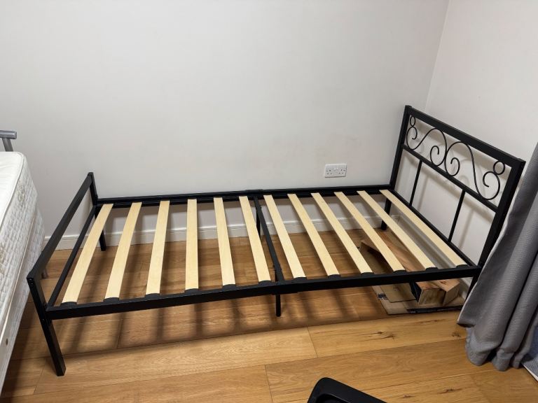 image for 2x single beds with mattresses