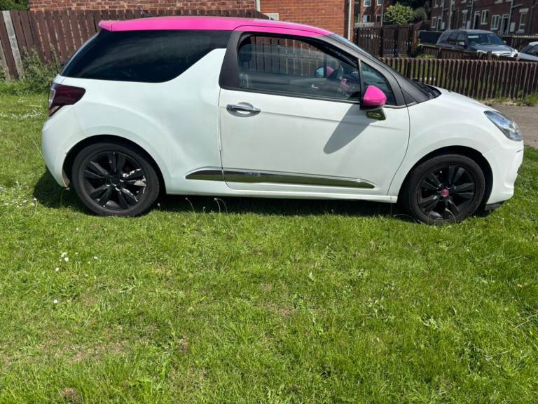 Citroen, DS3, Hatchback, 2014, Manual, 1598 (cc), 3 doors