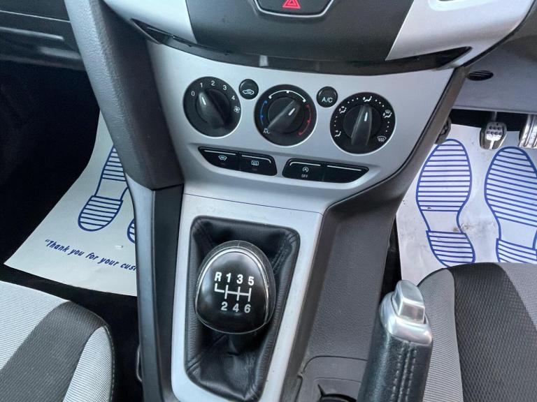  Ford Focus 1.0T EcoBoost Zetec S Euro 5 (s/s) 5dr Petrol Manual