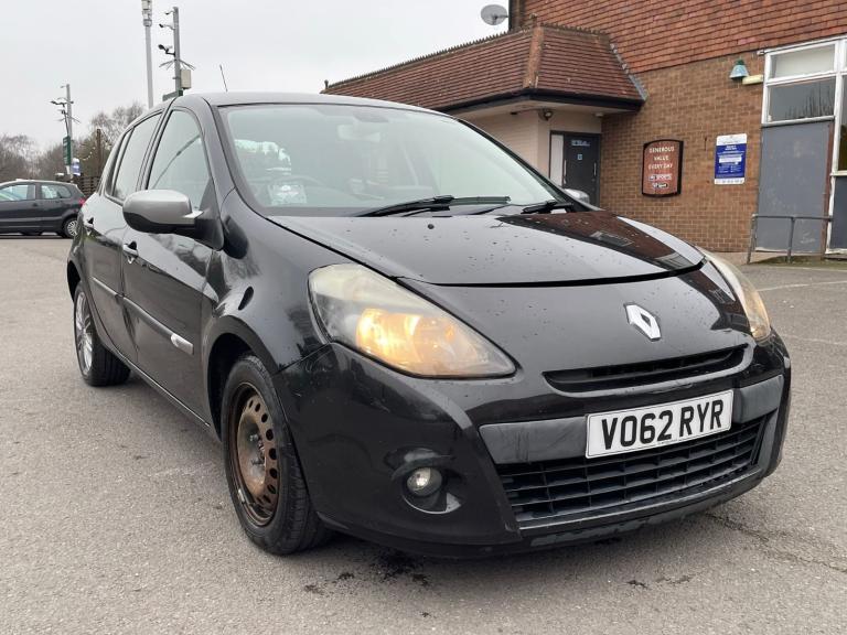 Renault Clio TomTom - 2012 - Petrol - 90k miles - manual - petrol - MOT - ULEZ Free