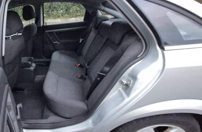 MOT: 21/10/2026. Owned since 2012. Low miles. Well cared for - 2007 Vauxhall Vectra Exclusiv 1.8
