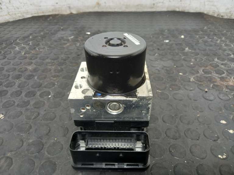 Ford Focus Abs Pump/Modulator 2011-2012 2.0l Txdb 1847182