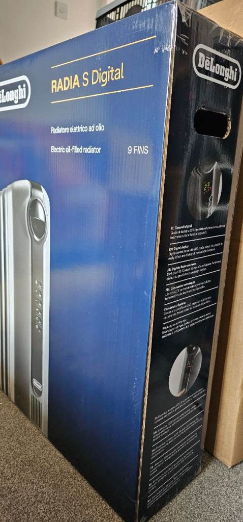De'Longhi Radia-S 2kW Oil Filled Radiator-Digital grey new in box
