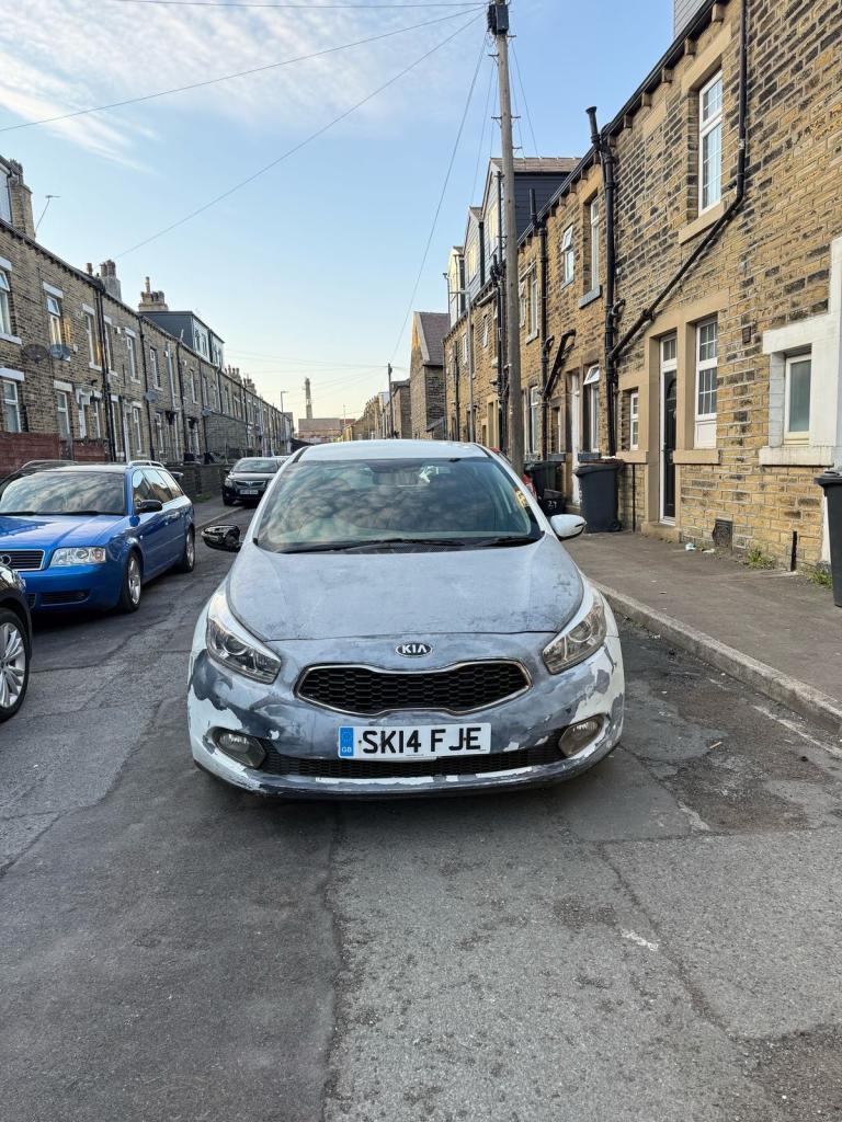 Kia, CEED, Hatchback, 2014, Manual, 1582 (cc), 5 doors