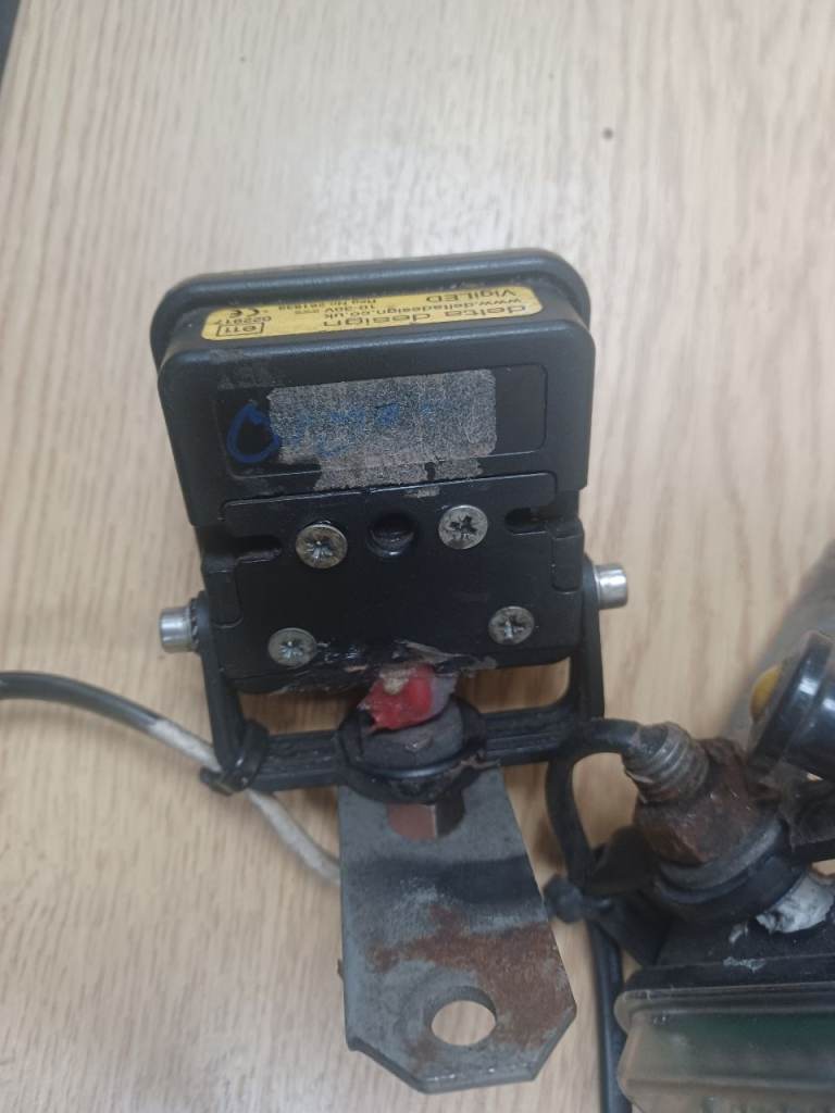 12v recovery lights x3