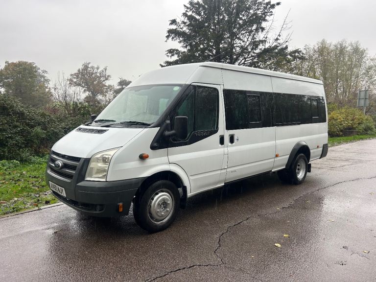 92,000 MILES FORD TRANSIT 17 SEAT MINIBUS 2011 60 REG EXCELLENT CONDITION NO VAT