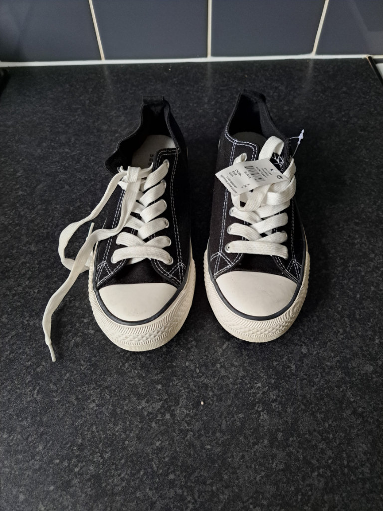 Brand new ladies black trainers size 5