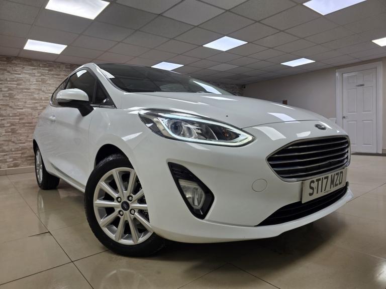 FORD FIESTA 1.0 T EcoBoost Titanium White Manual Petrol WARRANTY 12 MONTHS MOT