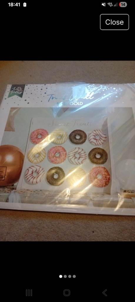 Party donut wall 