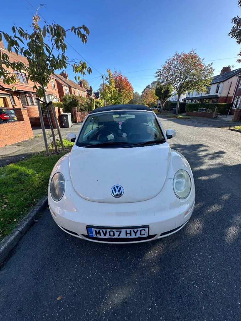 Volkswagen, BEETLE, Convertible, 2007, Manual, 1595 (cc), 2 doors