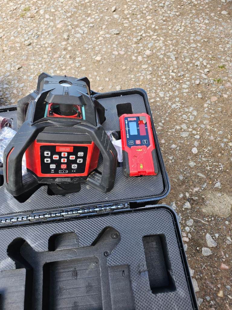 Proline laser level set