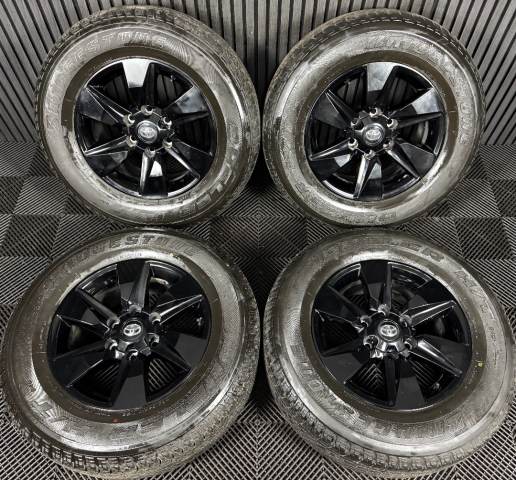 17'' GENUINE TOYOTA LAND CRUISER BLACK CANYON PRADO WHEELS TYRES