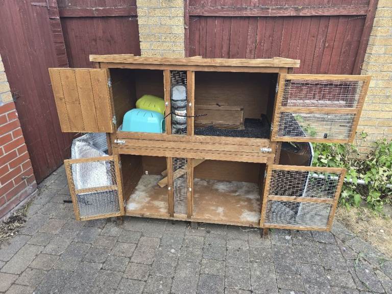 Pet Hutch