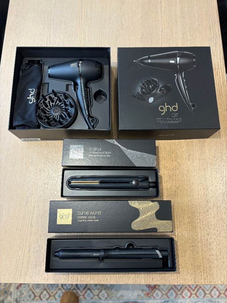 GHD Bundle: hairdryer, straightener and curling wand