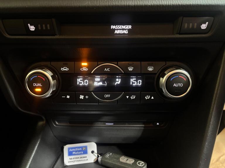 2017 Mazda 3 2.0 SKYACTIV-G SE-L Nav Hatchback 5dr Petrol Manual Euro 6 (s/s)