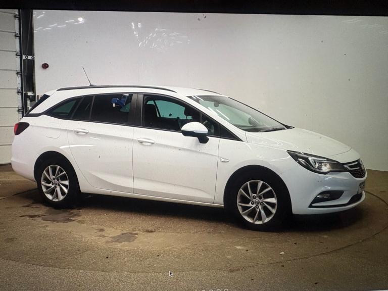 2018 Vauxhall Astra 1.6 CDTi 16V ecoTEC Tech Line Nav 5dr ESTATE Diesel Manual
