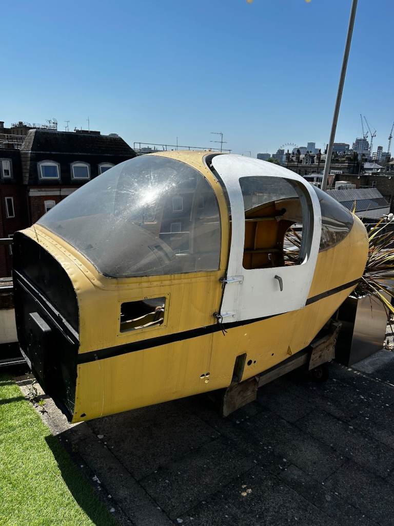 Real cockpit on wheels