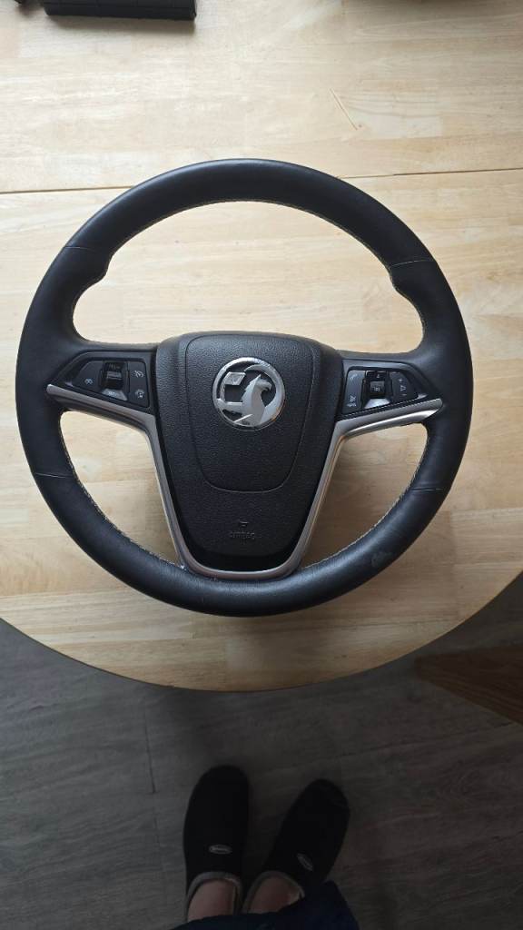 Vauxhall Mokka 2016 heated steering wheel