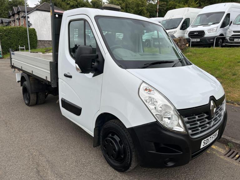 2017 Renault Master ML35TWdCi 130 Business Low Roof Tipper CHASSIS CAB DIESEL Manual