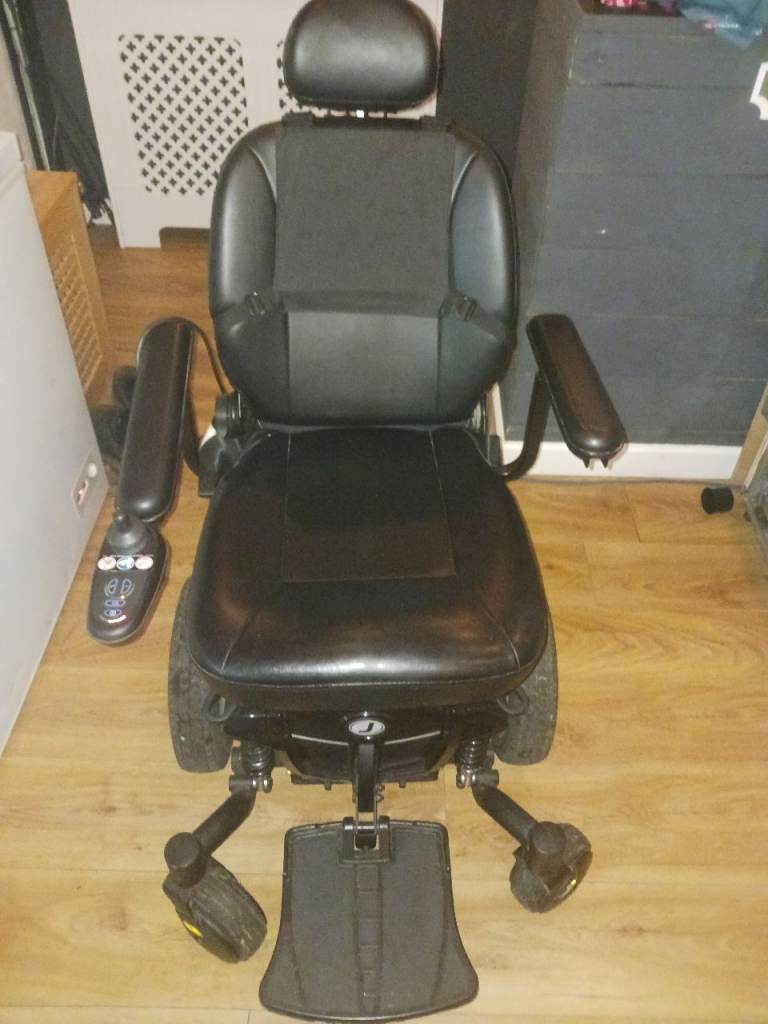 Jazzy 600es electric power chair